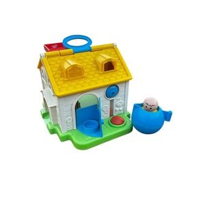 Vintage Fisher Price 136 Discovery Cottage Jumbo Chunky Little People House 1984